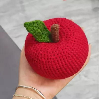 red crochet apple